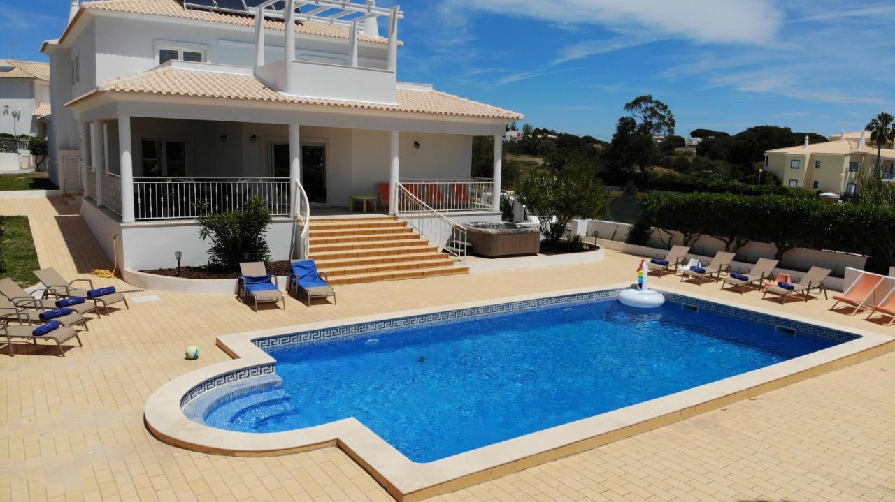 Sunset Villa By Laranjal Rentals Оллюш-де-Аґуа Екстер'єр фото